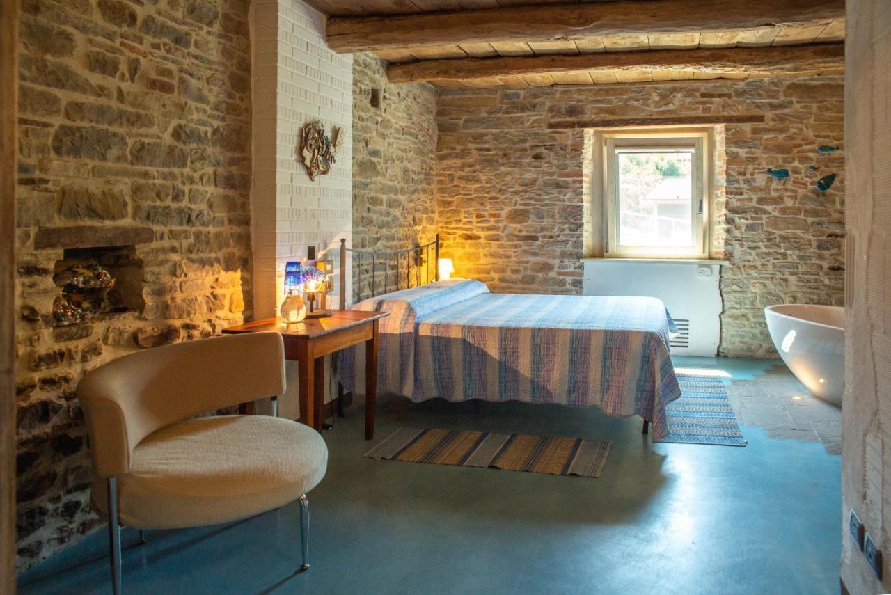 La Locanda Della Campanara Санта-Софія Екстер'єр фото