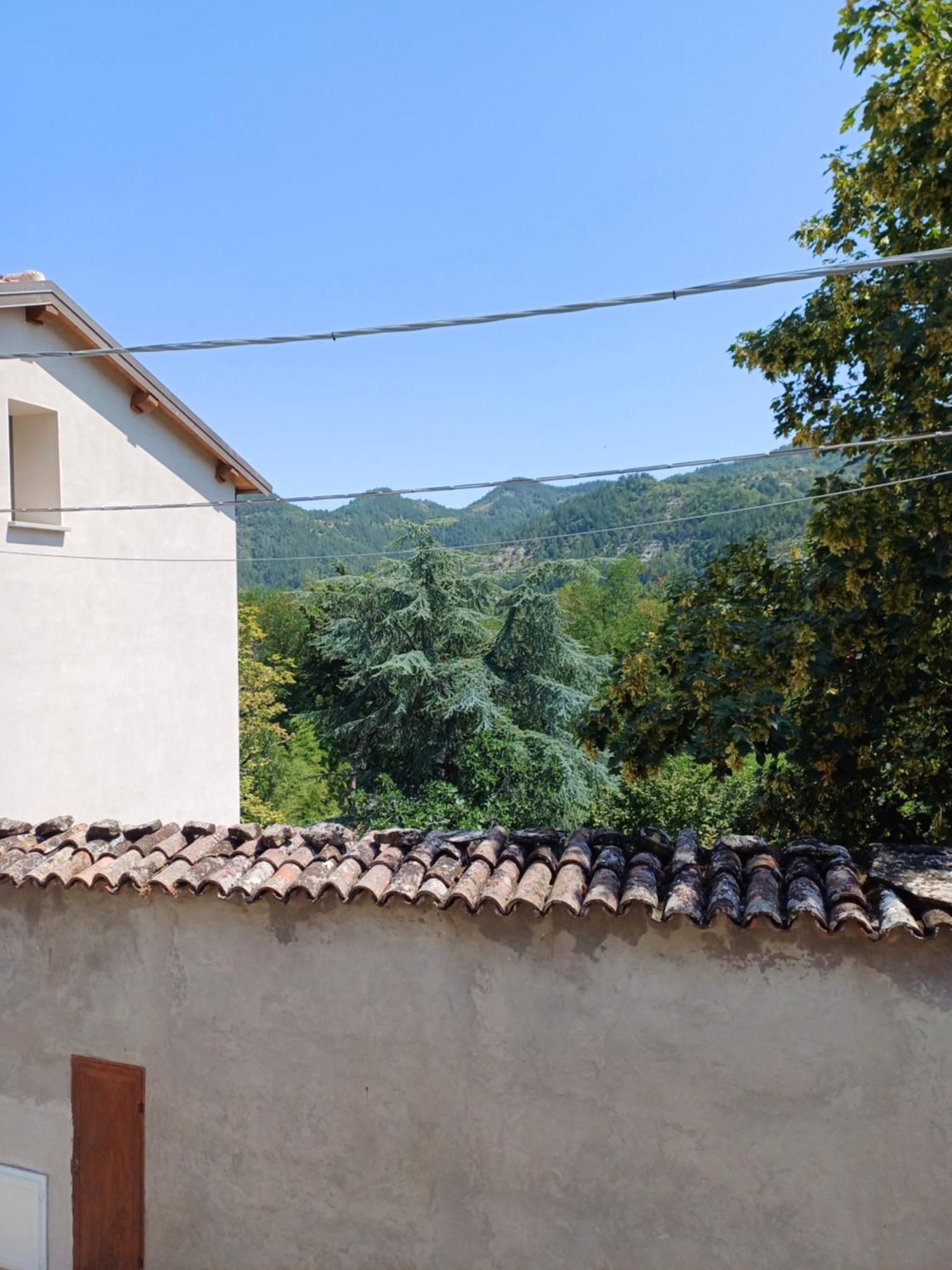 La Locanda Della Campanara Санта-Софія Екстер'єр фото